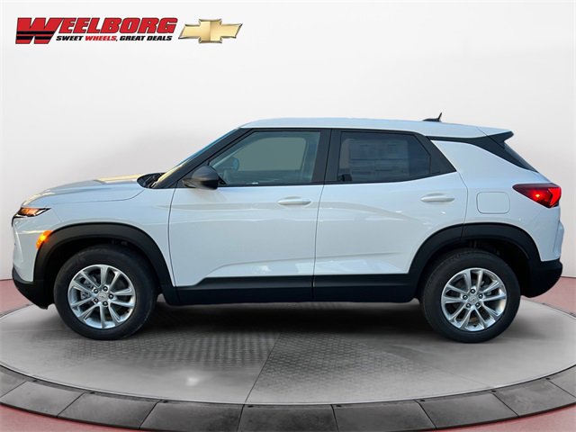 2026 Chevrolet Trailblazer LS photo 2