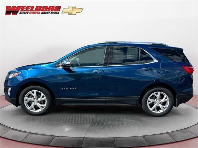 Used 2020 Chevrolet Equinox Premier with VIN 2GNAXXEV0L6273679 for sale in New Ulm, Minnesota