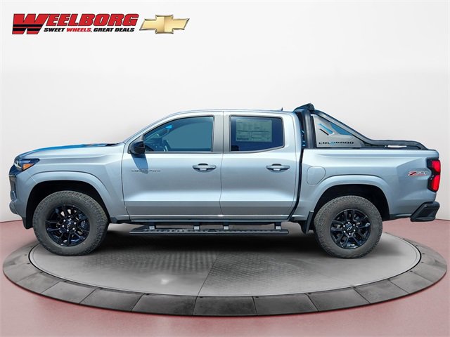 2025 Chevrolet Colorado Z71 photo 2