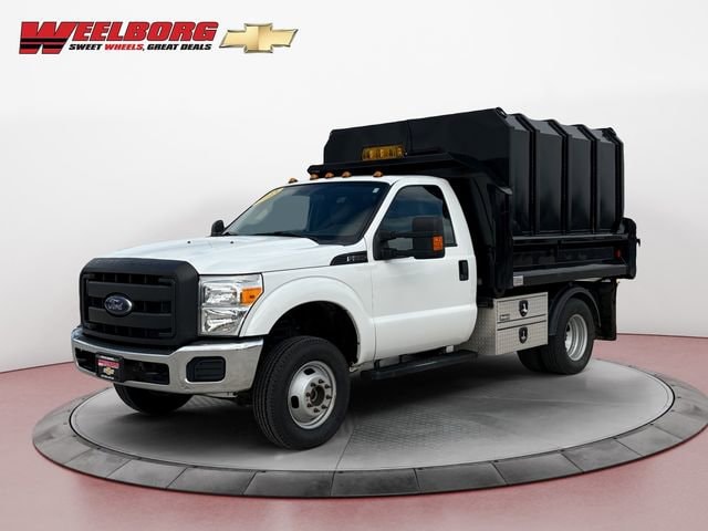 2015 Ford F-350 Super Duty Chassis Cab XLT