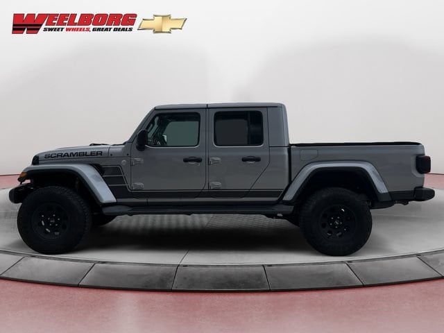 Used 2020 Jeep Gladiator Overland with VIN 1C6HJTFG3LL162334 for sale in New Ulm, Minnesota