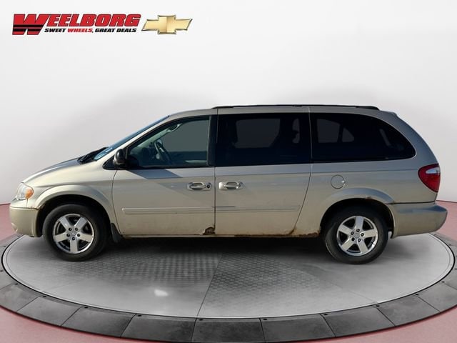 Used 2005 Dodge Grand Caravan SXT with VIN 2D4GP44L05R525632 for sale in New Ulm, Minnesota