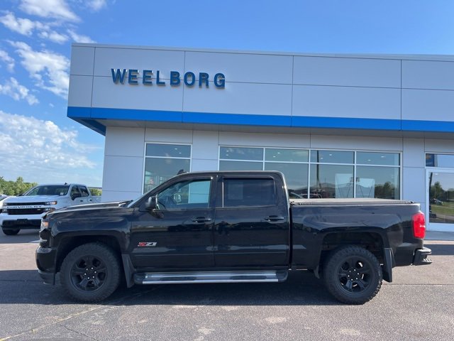 Used 2017 Chevrolet Silverado 1500 LTZ Z71 with VIN 3GCUKSEC9HG461098 for sale in New Ulm, Minnesota