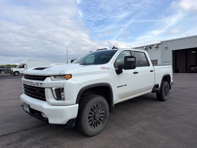 Used 2022 Chevrolet Silverado 3500HD LT with VIN 1GC4YTE71NF288973 for sale in New Ulm, Minnesota
