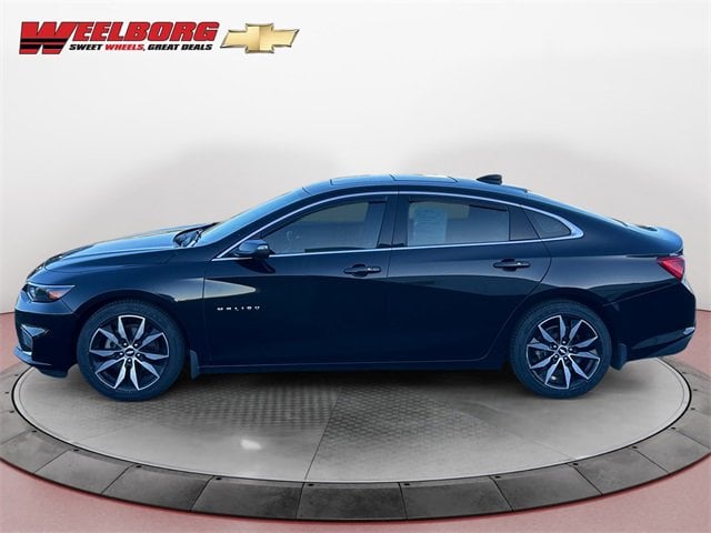 Used 2018 Chevrolet Malibu 1LT with VIN 1G1ZD5ST2JF157116 for sale in New Ulm, Minnesota