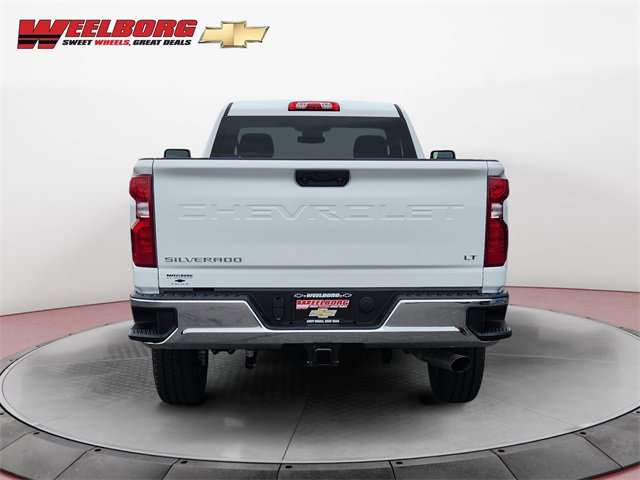 2025 Chevrolet Silverado 2500HD LT photo 4