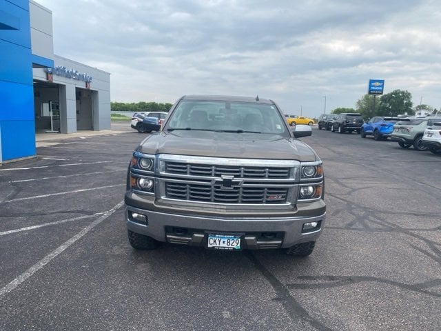 Used 2014 Chevrolet Silverado 1500 LT with VIN 1GCVKRECXEZ284358 for sale in New Ulm, Minnesota