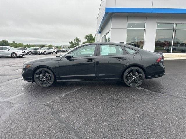 Used 2024 Honda Accord Hybrid Sport-L with VIN 1HGCY2F79RA065055 for sale in New Ulm, Minnesota