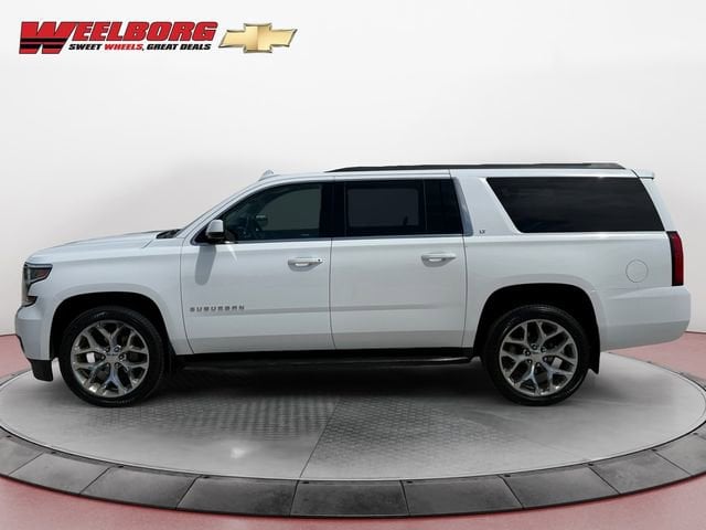 Used 2018 Chevrolet Suburban LT with VIN 1GNSKHKC1JR404602 for sale in New Ulm, Minnesota