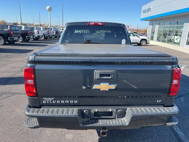 2017 Chevrolet Silverado 1500 LT photo 4