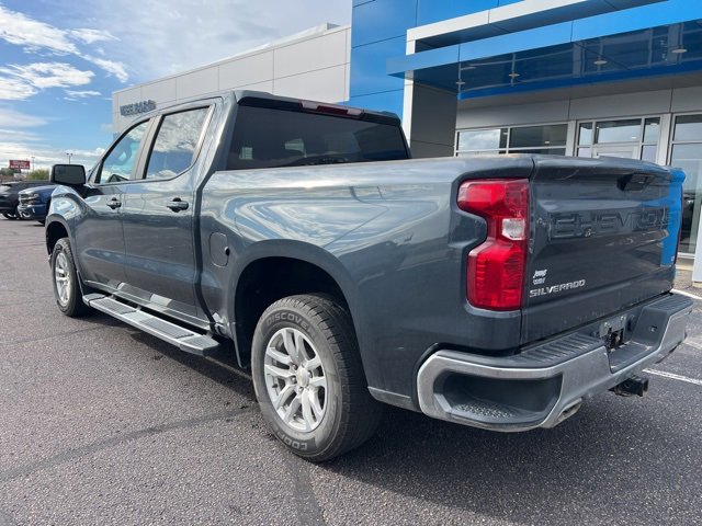 2021 Chevrolet Silverado 1500 LT photo 3