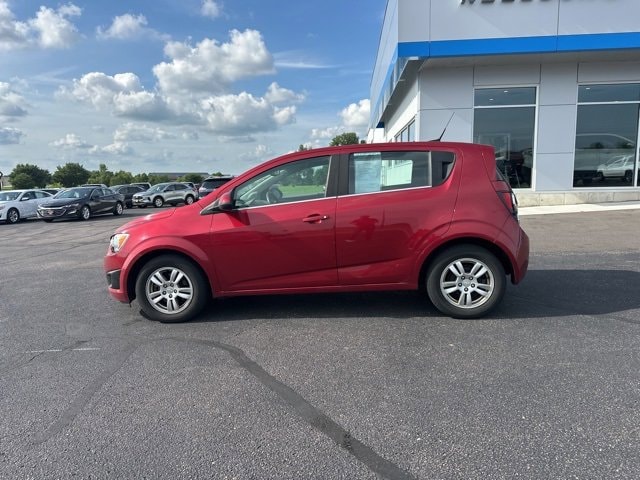 Used 2013 Chevrolet Sonic LT with VIN 1G1JC6SB7D4177990 for sale in New Ulm, Minnesota