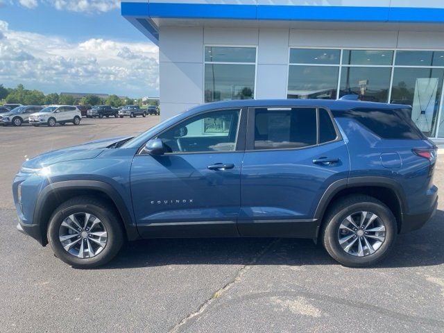Used 2025 Chevrolet Equinox LT with VIN 3GNAXPEG2SL273839 for sale in New Ulm, Minnesota