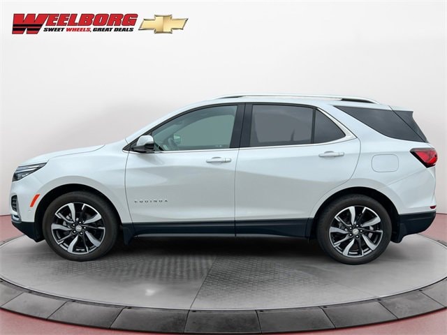 Used 2022 Chevrolet Equinox Premier with VIN 3GNAXXEV5NS243226 for sale in New Ulm, MN