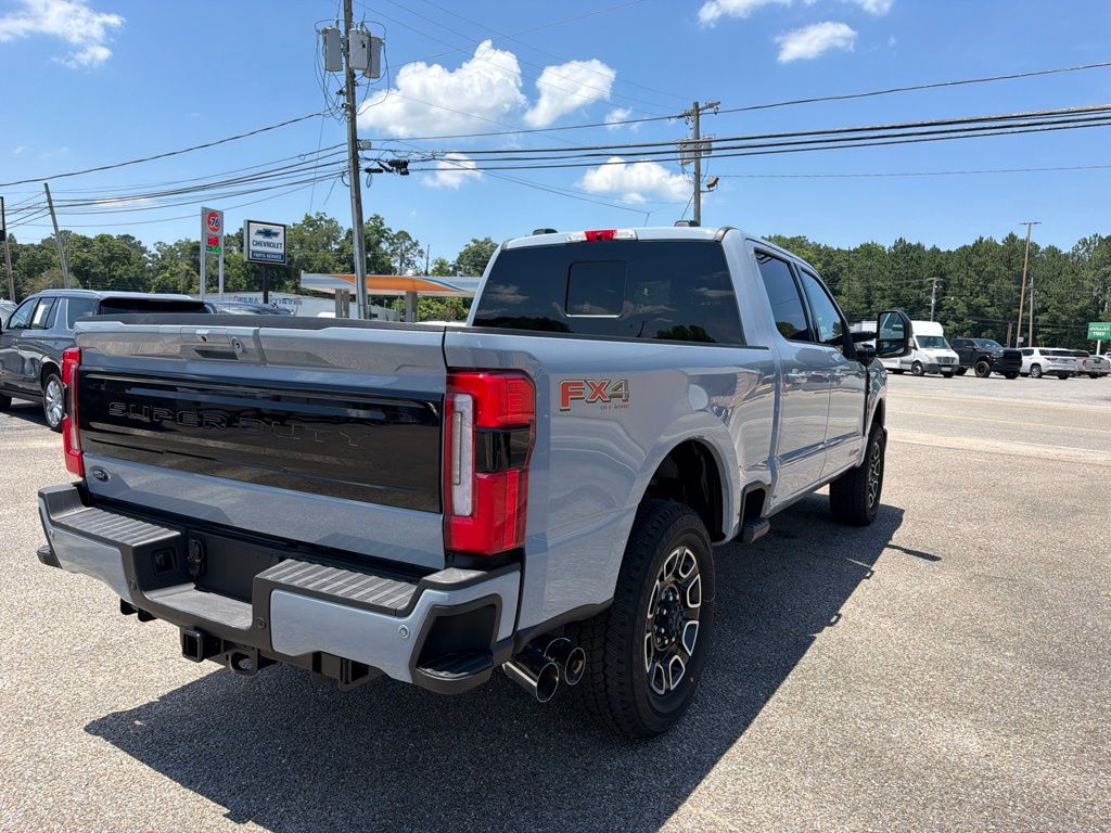 2026 Ford F-350 Super Duty Platinum - Photo 6