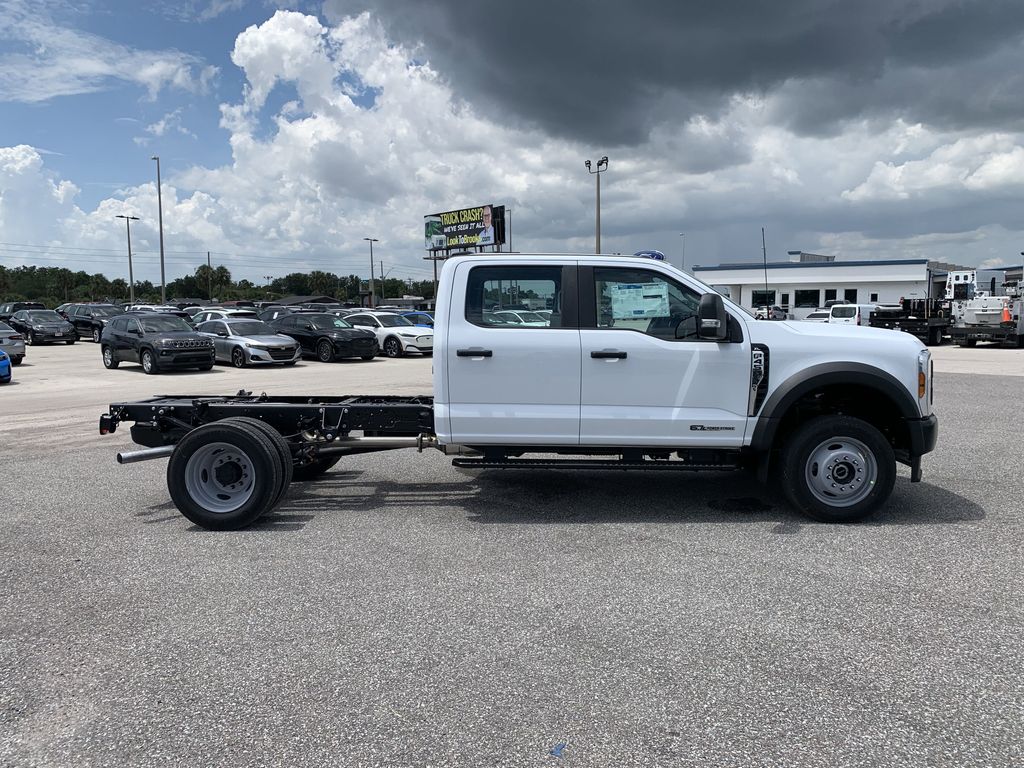 2026 Ford F-450 Super Duty Chassis Cab XL - Photo 8