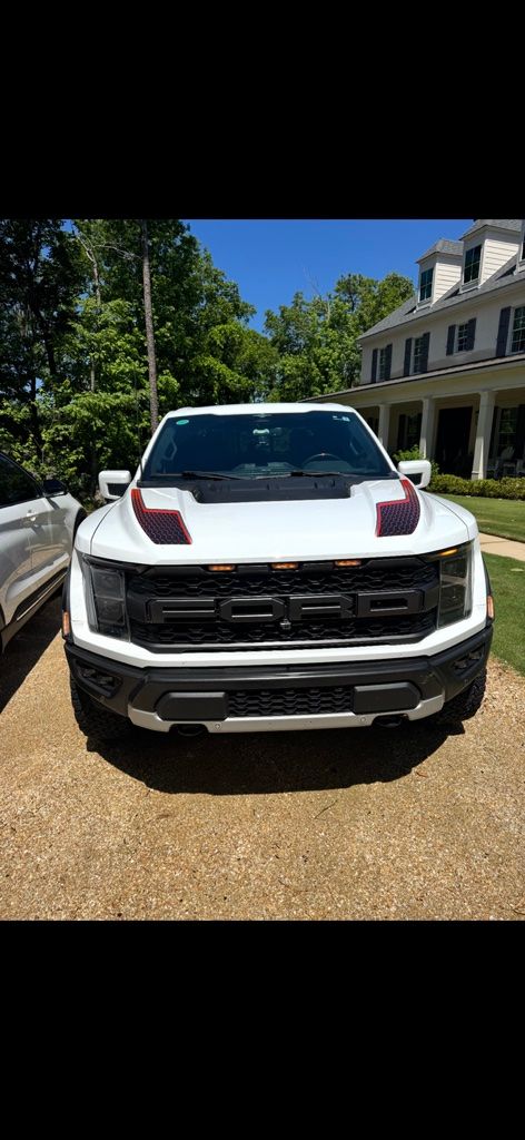 2023 Ford F-150 Raptor 4x4 SuperCrew 5-1/2 Box's photo