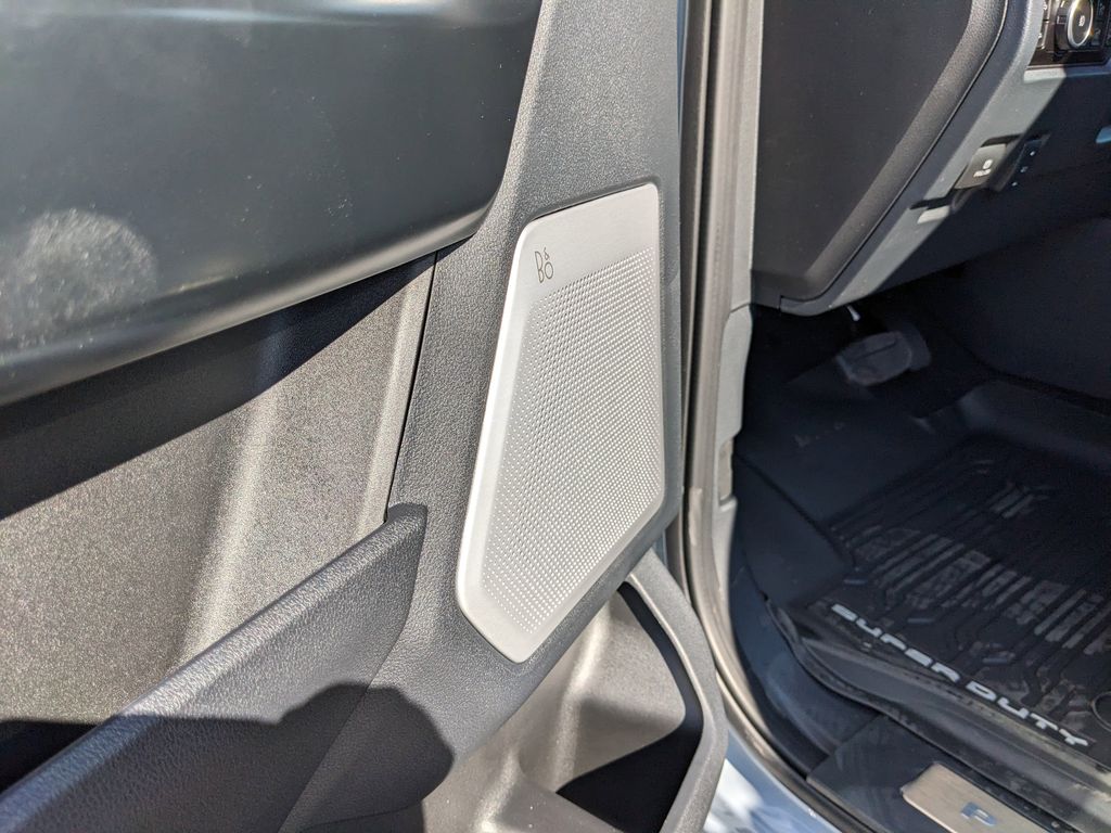 2026 Ford F-350 Super Duty Platinum - Photo 22
