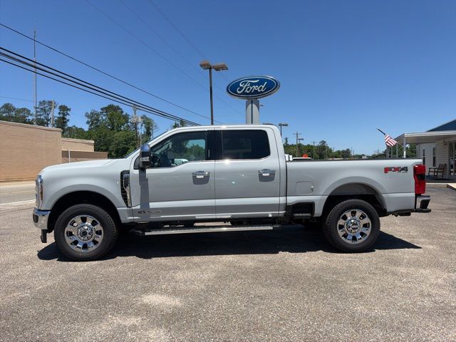 2026 Ford F-250 Lariat 4x4 Crew Cab 6-3/4' Box's photo