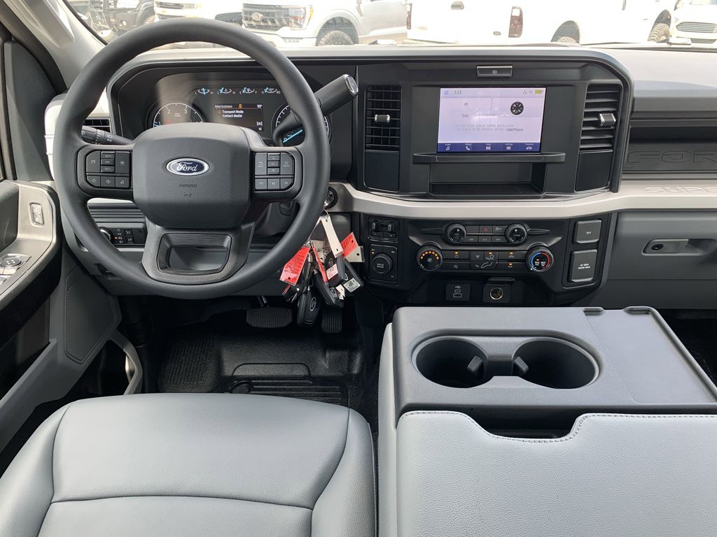 2026 Ford F-450 Super Duty Chassis Cab XL - Photo 15