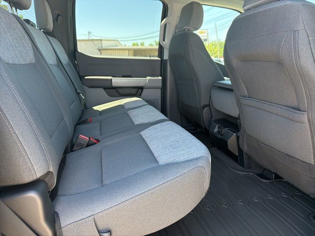 2025 Ford F-250 Super Duty XLT - Photo 15