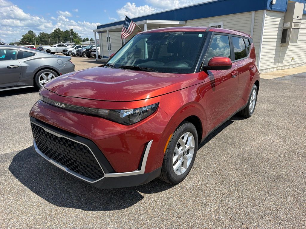 Used 2024 Kia Soul LX with VIN KNDJ23AU0R7911032 for sale in Elba, AL