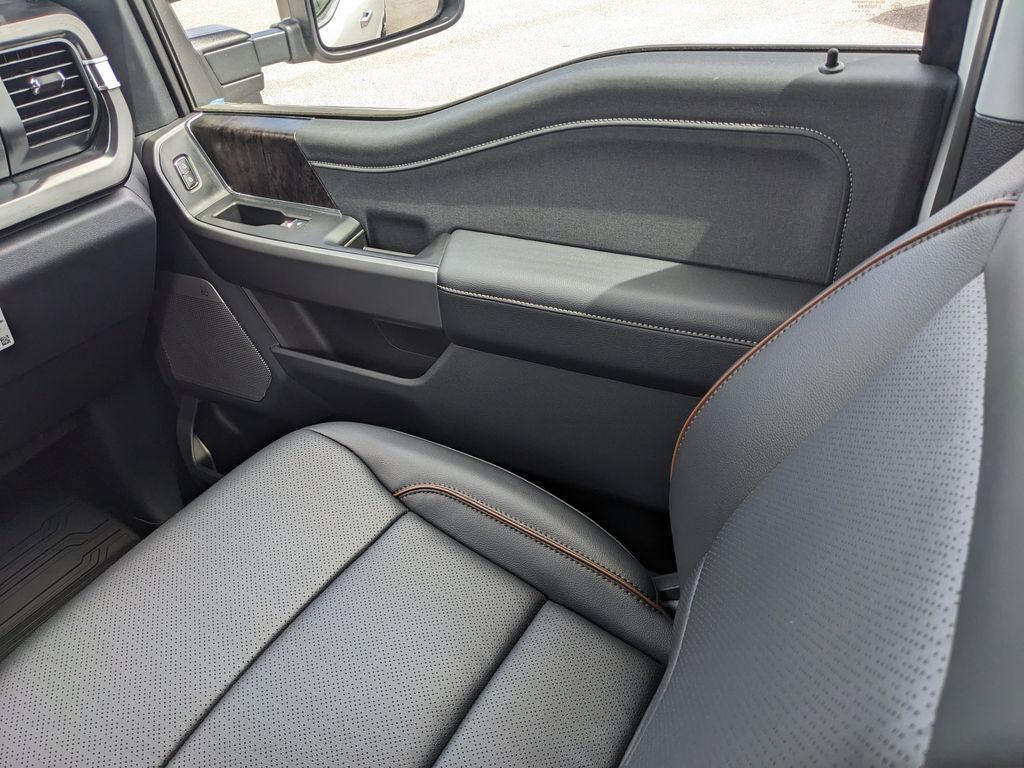 2026 Ford F-350 Super Duty Lariat - Photo 18