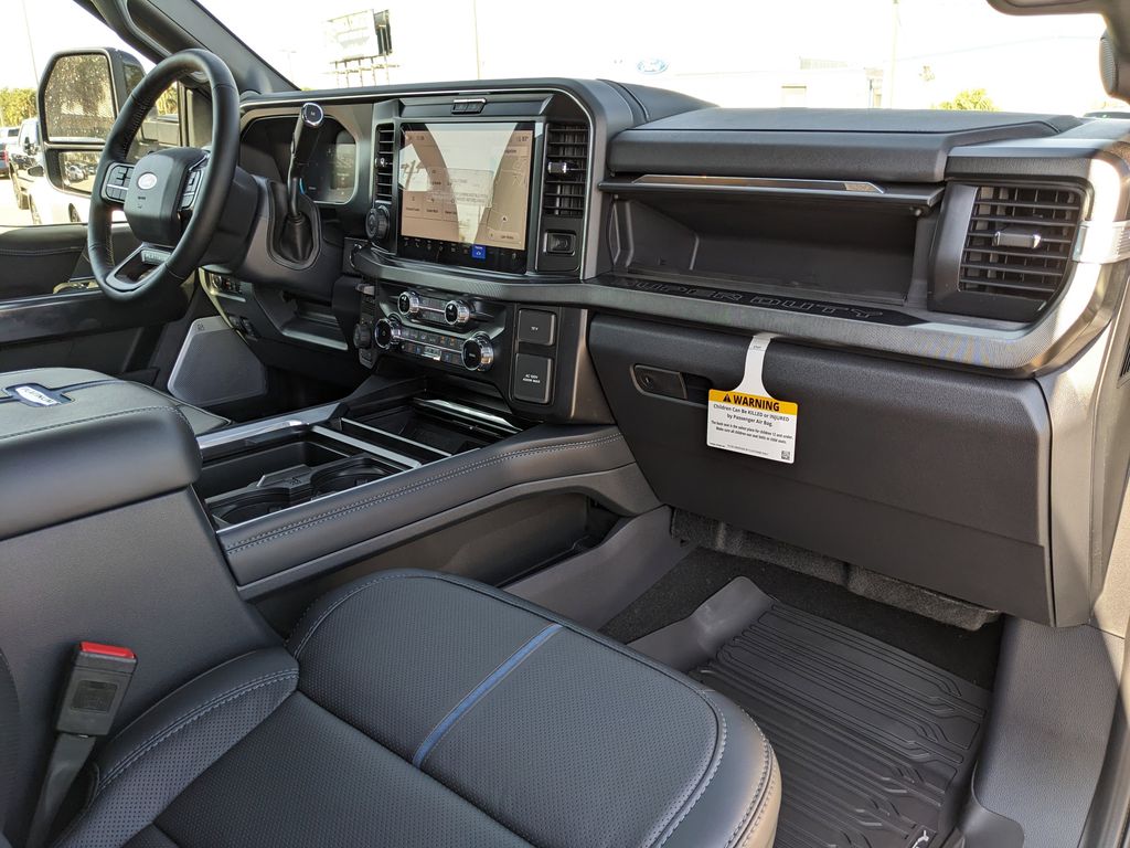 2026 Ford F-350 Super Duty Platinum - Photo 14