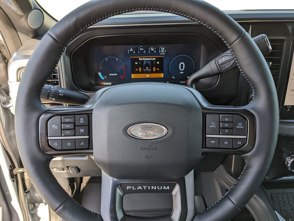 2026 Ford F-350 Super Duty Platinum - Photo 34
