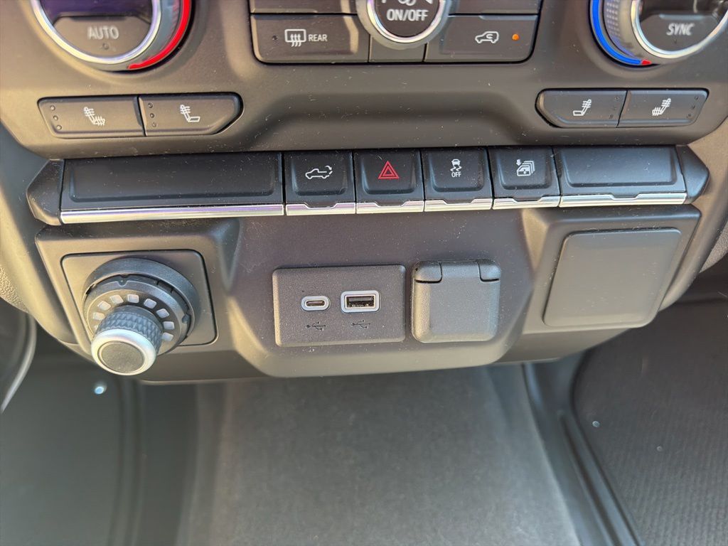 2022 Chevrolet Silverado 1500 Limited RST - Photo 21