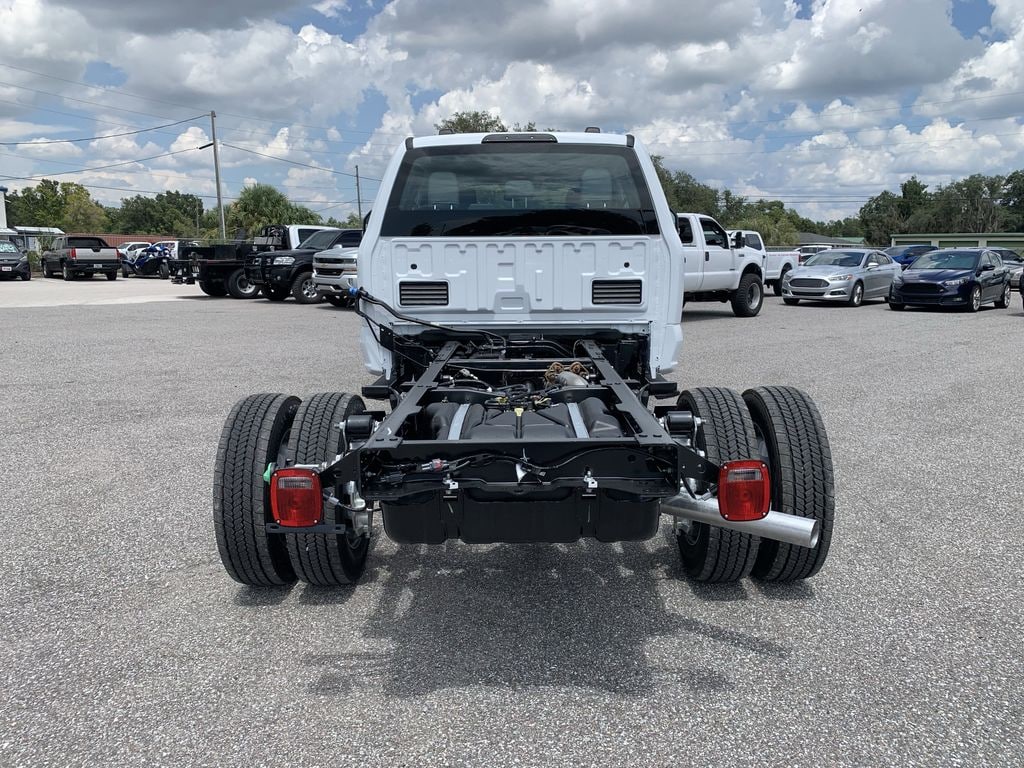 2026 Ford F-450 Super Duty Chassis Cab XL - Photo 6