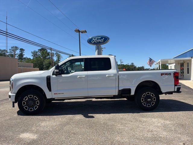 2025 Ford F-250 Platinum 4x4 Crew Cab 8' Box's photo