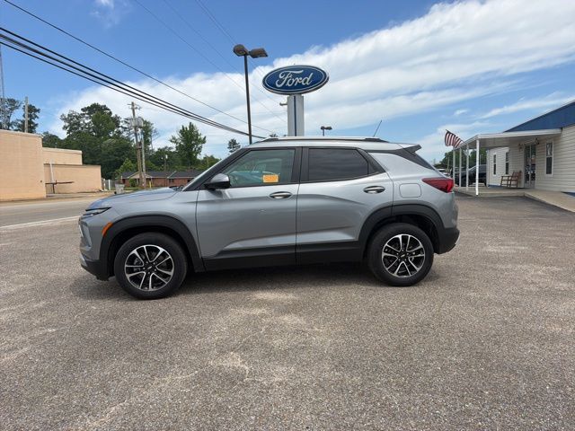 2024 Chevrolet Trailblazer LT AWD's photo