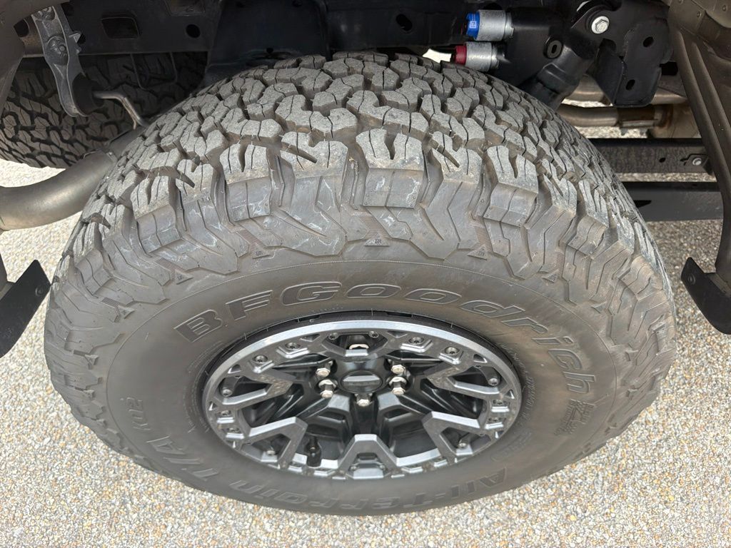 2026 Ford F-150 Raptor - Photo 13