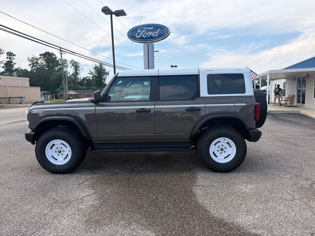 2026 Ford Bronco Heritage Edition 4x4's photo