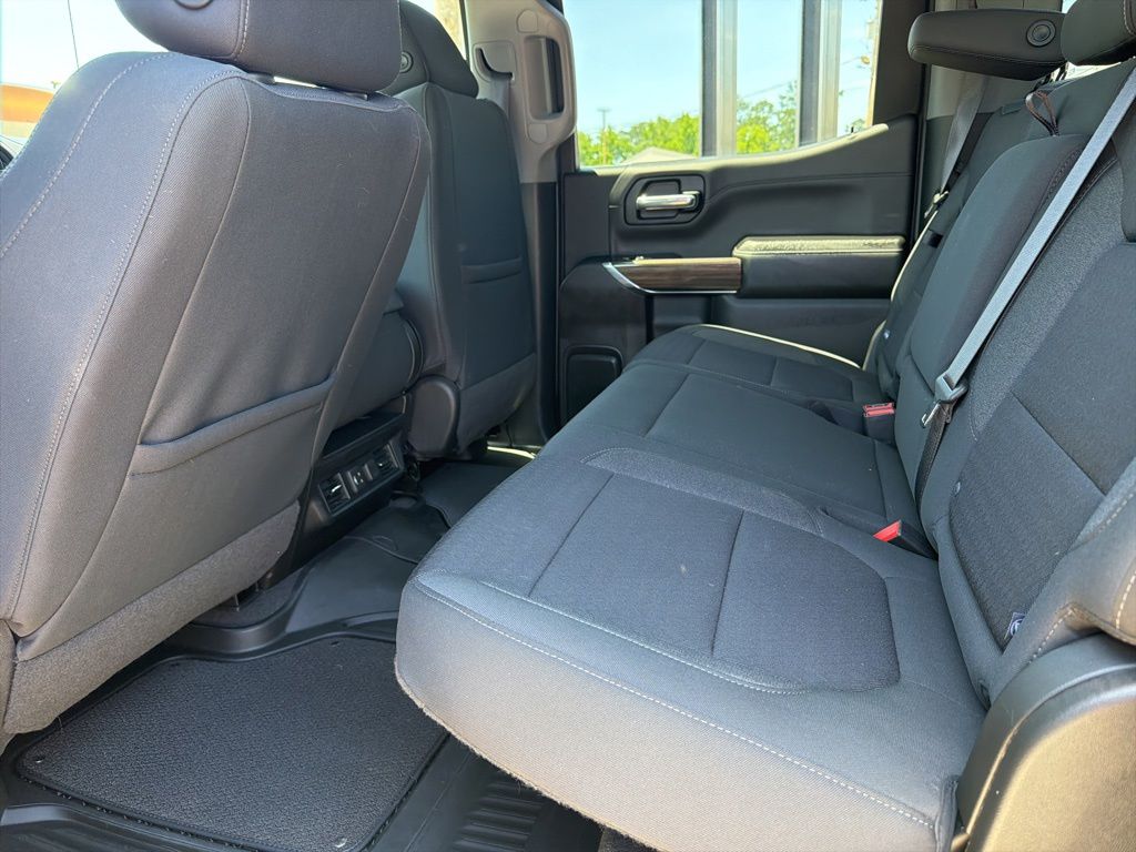 2022 Chevrolet Silverado 1500 Limited RST - Photo 10
