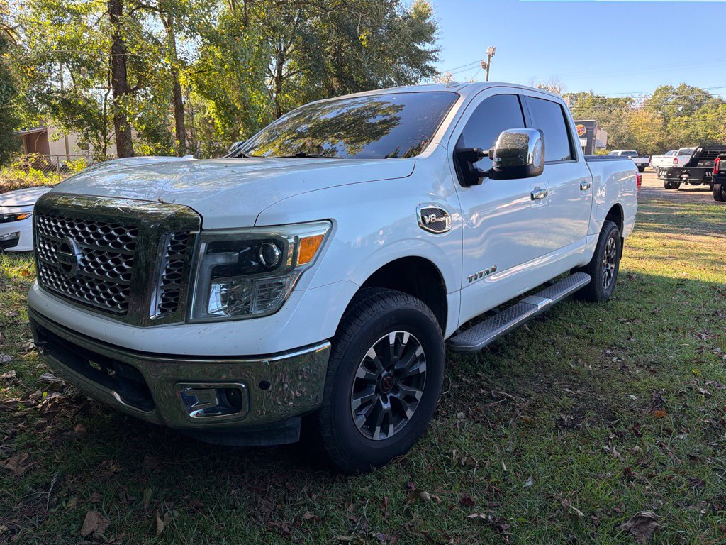 2017 Nissan Titan