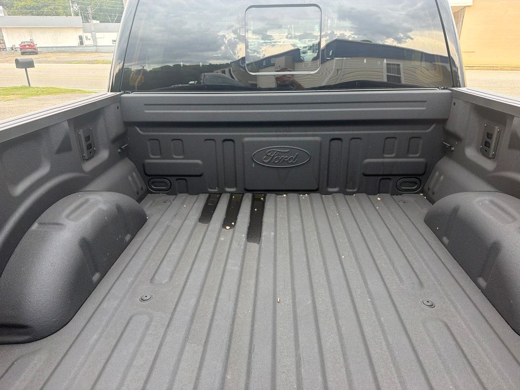 2026 Ford F-150 Raptor - Photo 15
