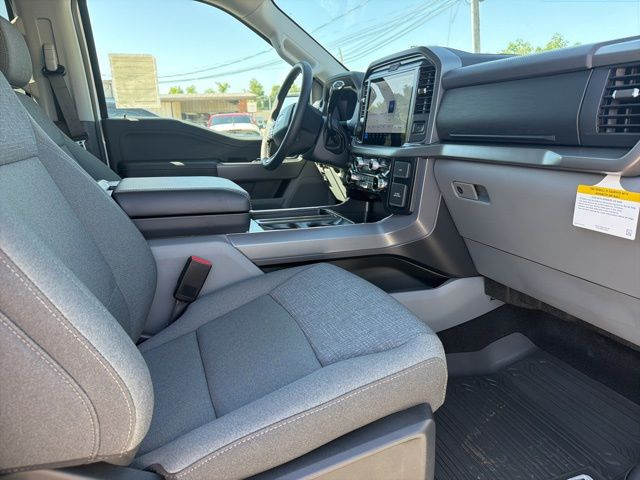 2026 Ford F-150 XLT - Photo 13