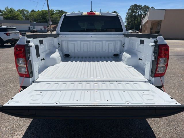 2025 Ford Ranger XL - Photo 13