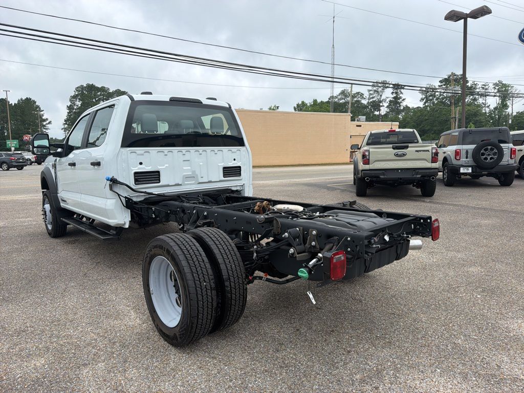 2026 Ford F-450 Super Duty Chassis Cab XL - Photo 7