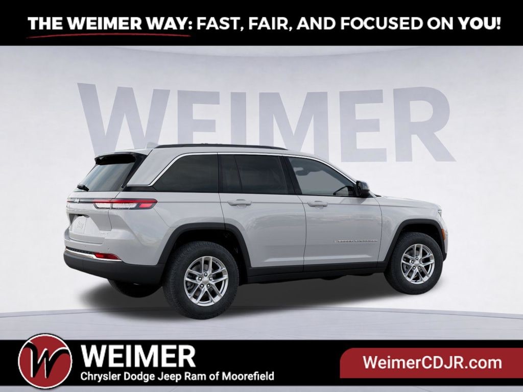 New 2026 Jeep Grand Cherokee Laredo Sport Utility