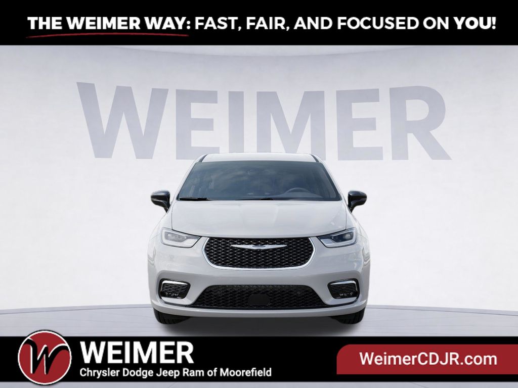 2025 Chrysler Pacifica Select - Photo 6