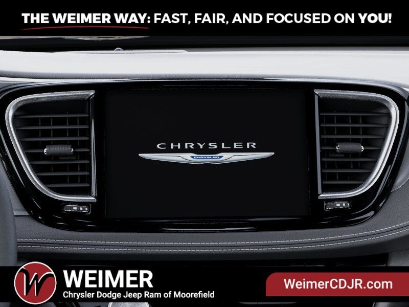 2025 Chrysler Pacifica Select - Photo 18