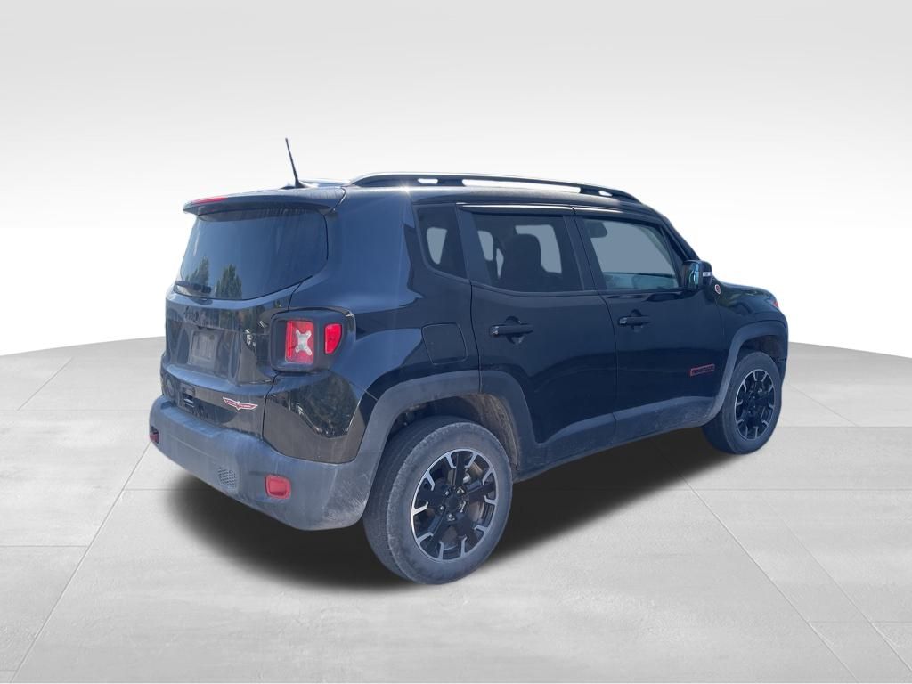 2023 Jeep Renegade Trailhawk photo 3