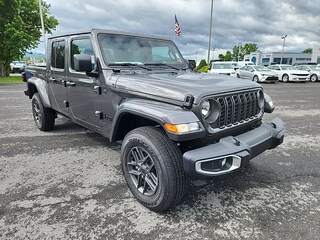 2025 Jeep Gladiator SPORT S 4X4 Pickup