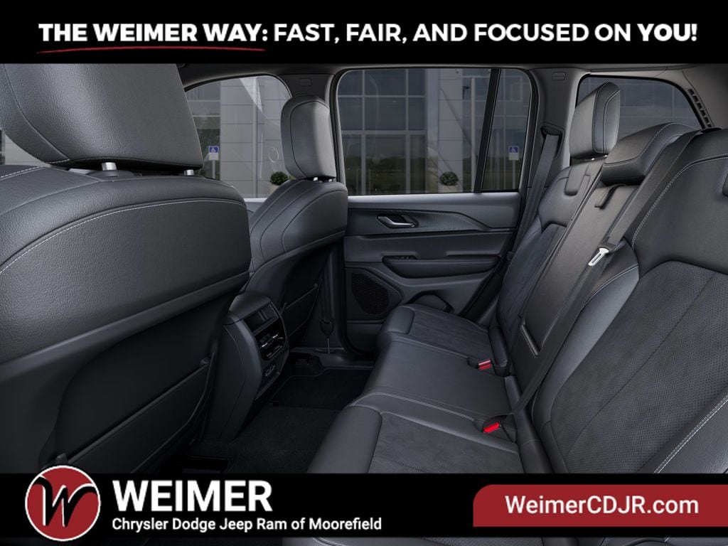 2025 Jeep Grand Cherokee Altitude - Photo 23