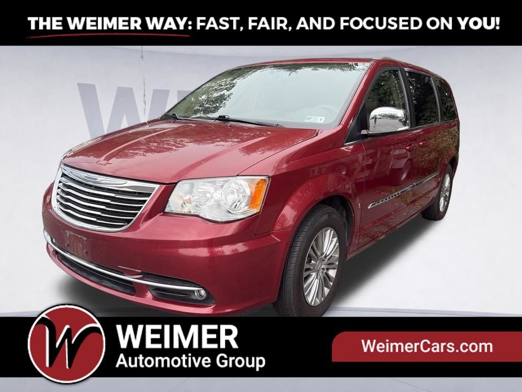 Used 2016 Chrysler Town & Country Touring-L Van LWB Passenger Van