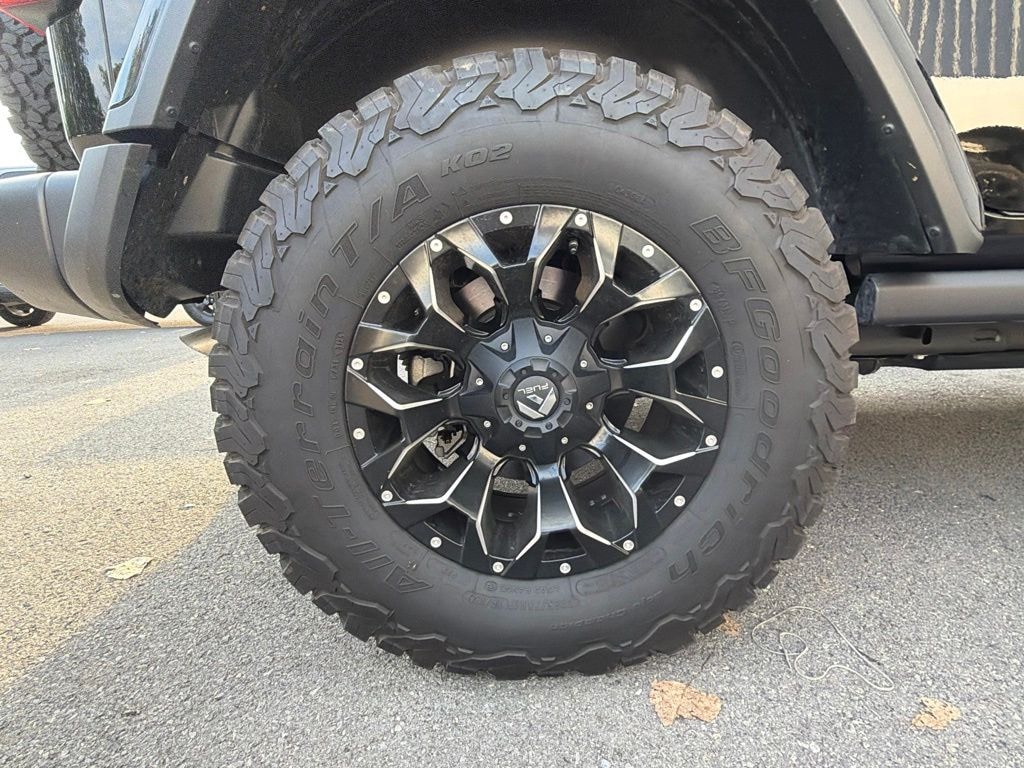 Used 2025 Jeep Wrangler Rubicon SUV