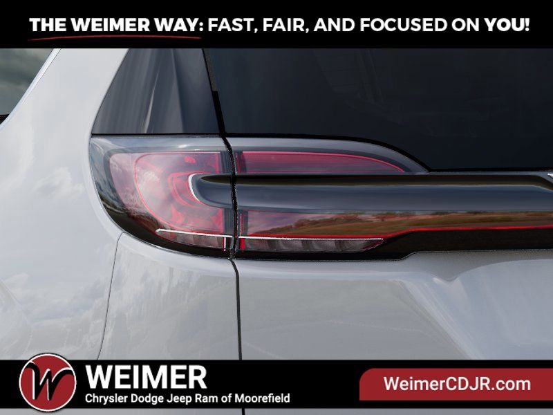 2025 Chrysler Pacifica Select - Photo 9